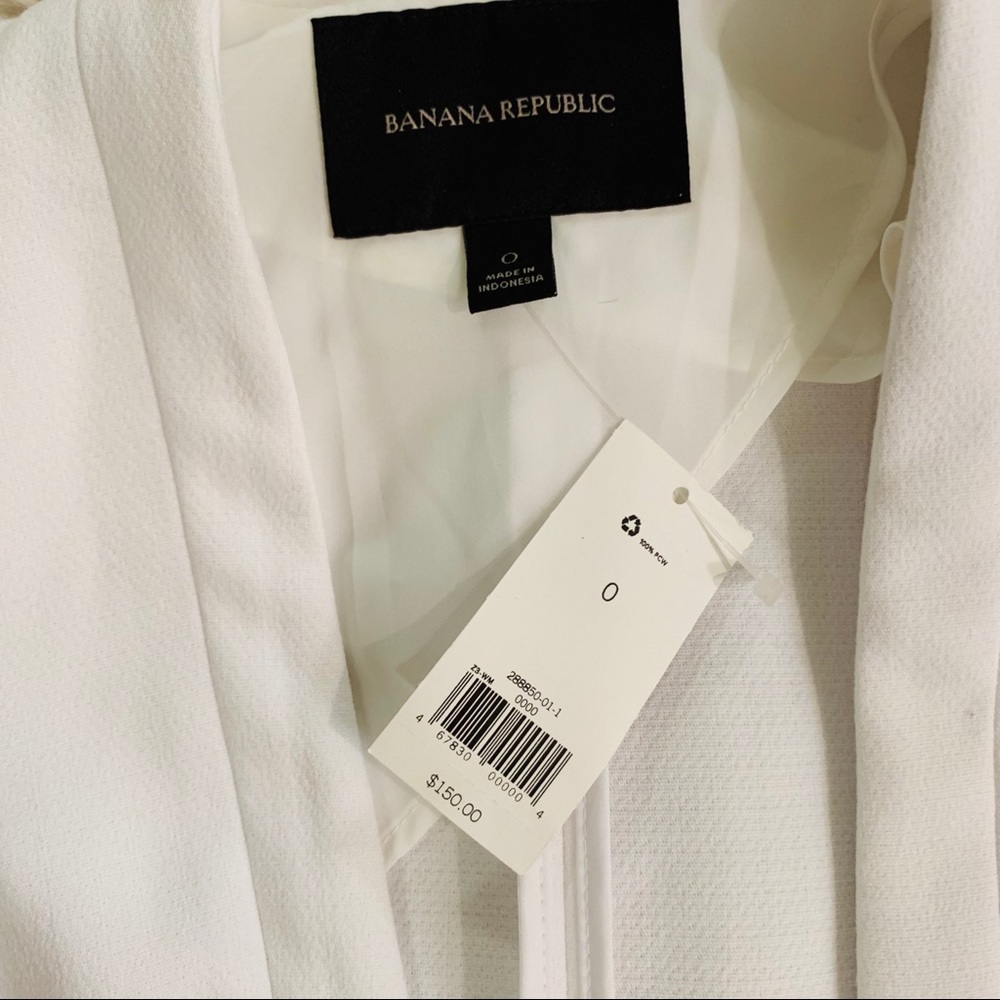 Beautiful Structured Blazer Jacket - image 3